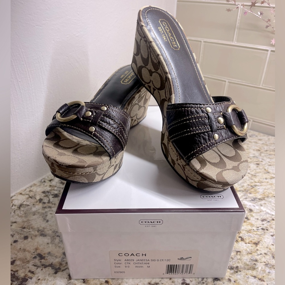 Coach Janessa Women’s Wedge Sandel Slide Size 9 EUC